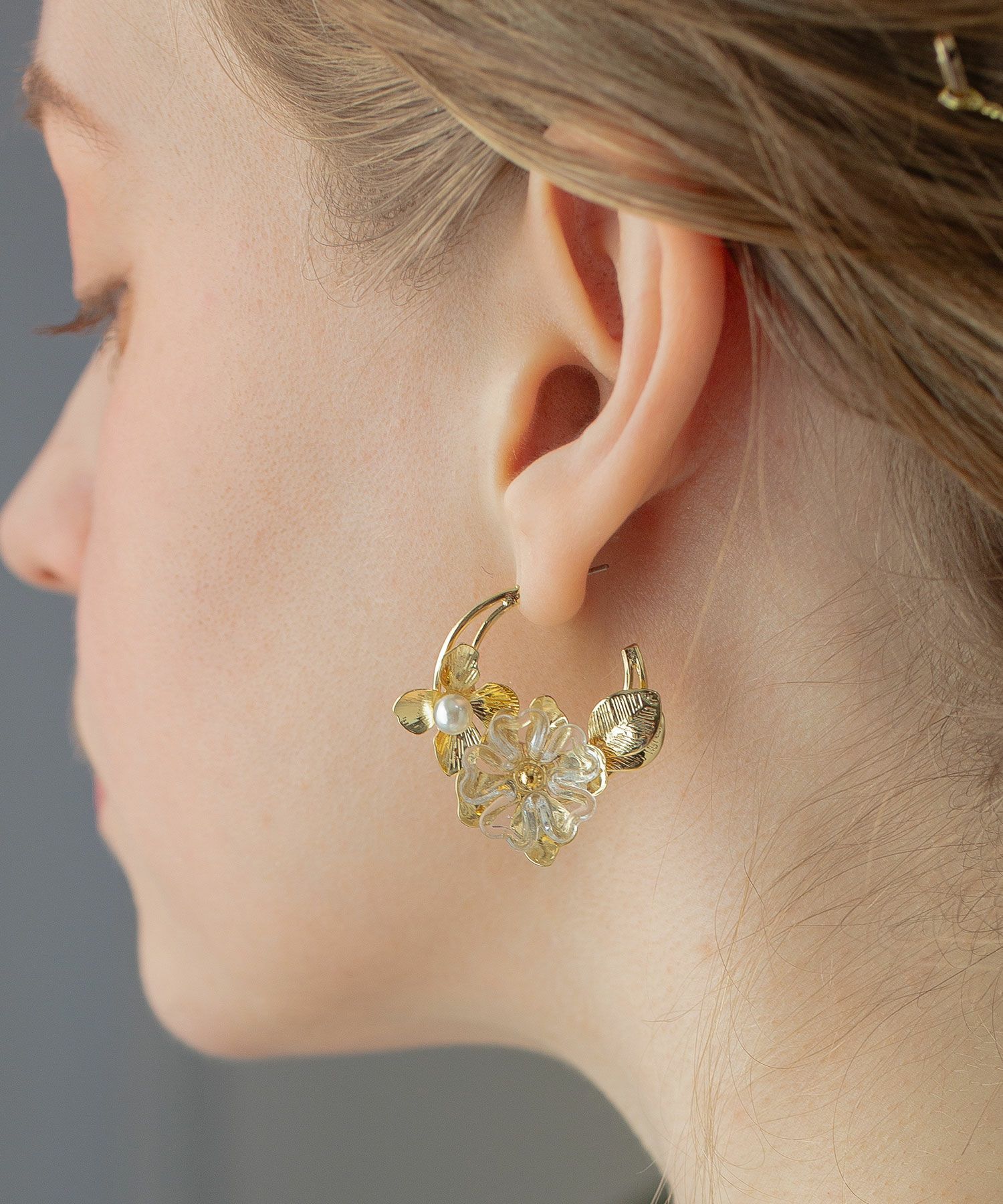 フラワーフープステンレスポストピアス【Sereno】