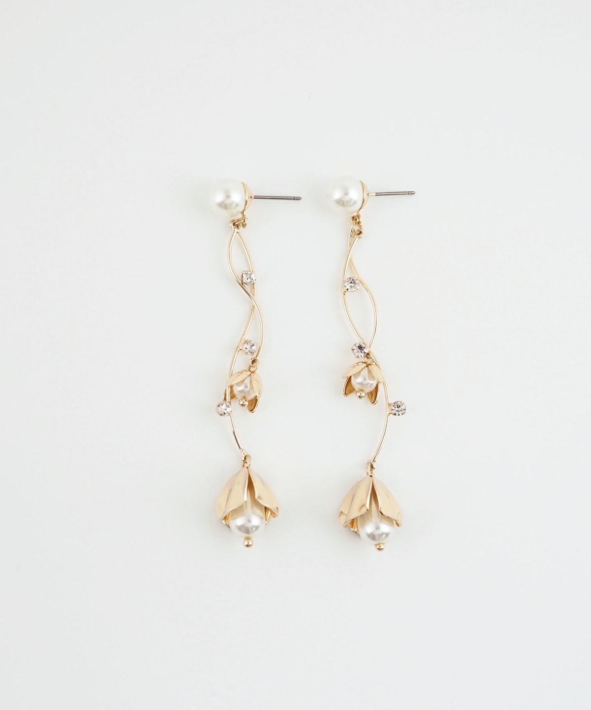 ベルフラワーチタンポストピアス【Sereno】