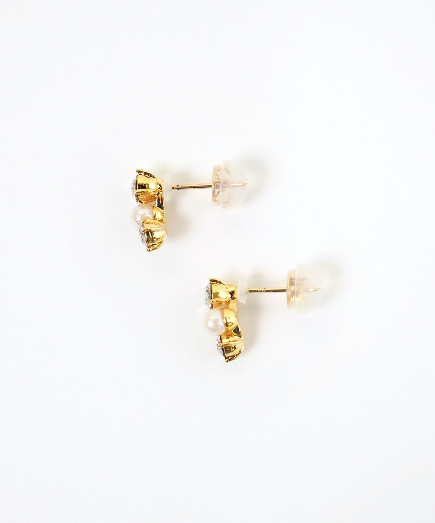 トリプルビジューK18ポストピアス