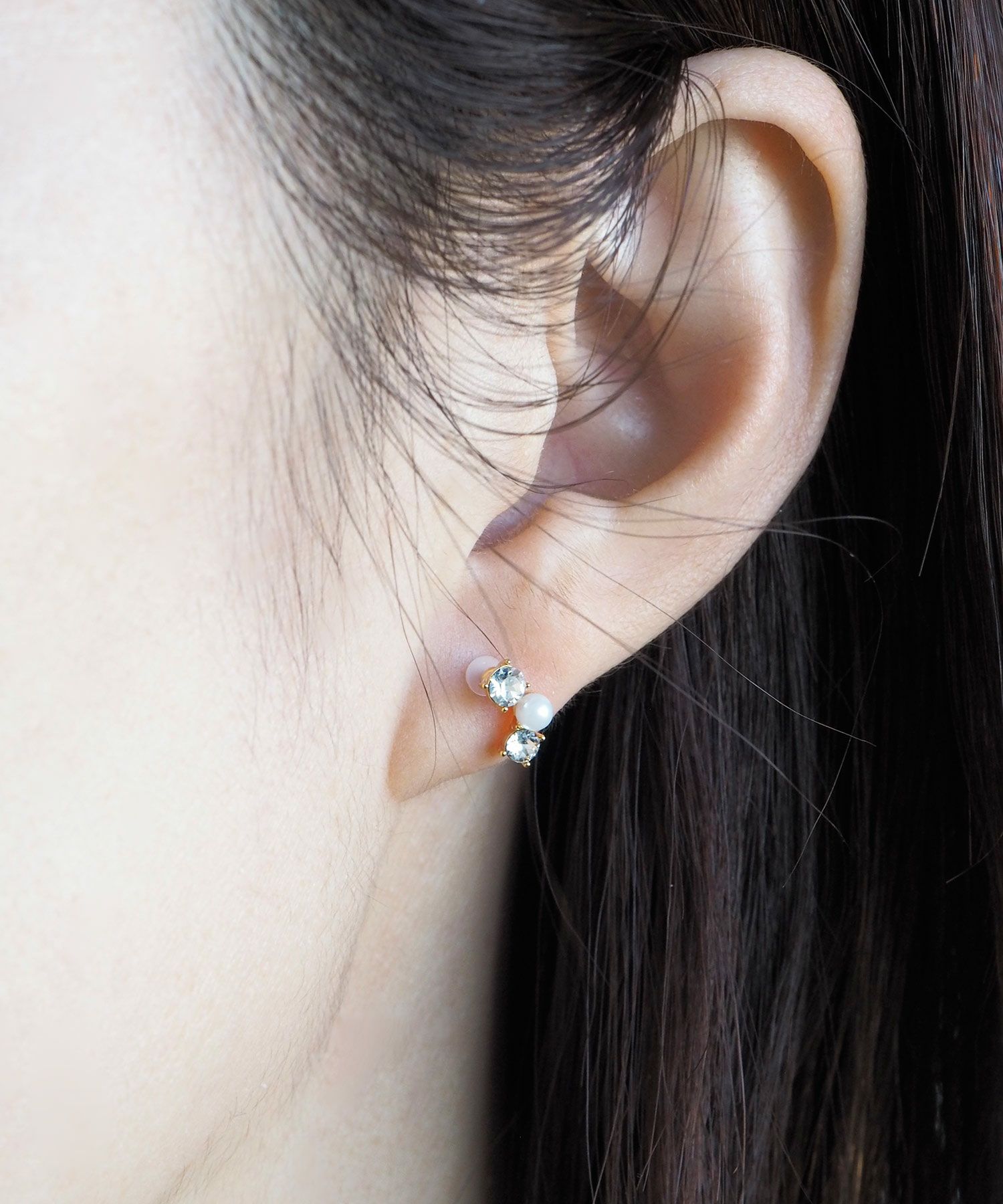 トリプルビジューK18ポストピアス