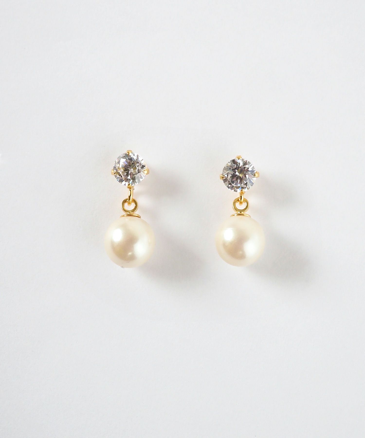 キュービック&パールK18ポストピアス