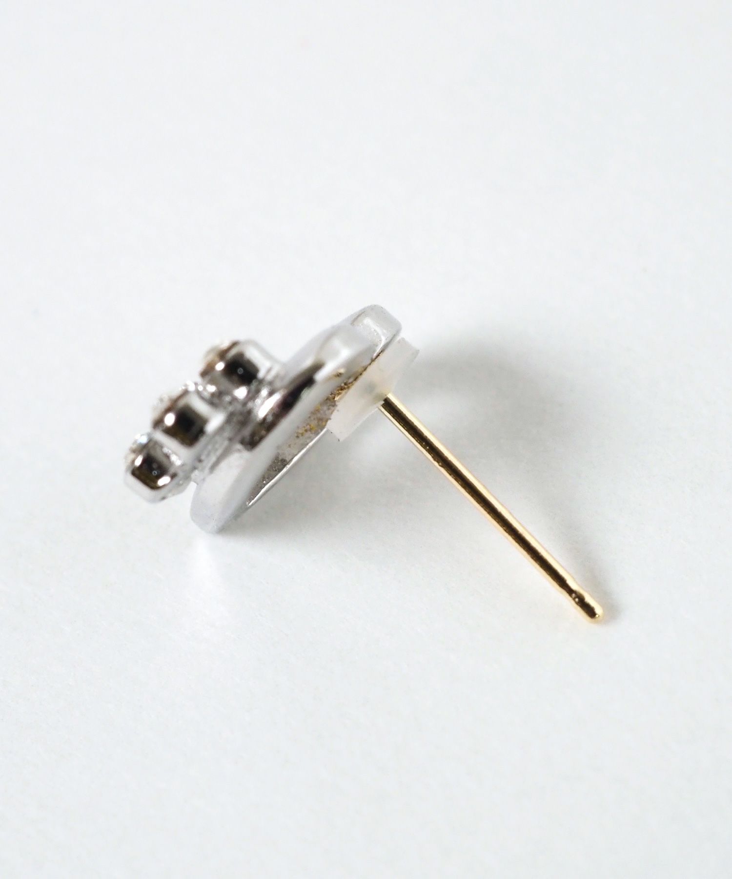 オープンハートフラワーK18ポストピアス