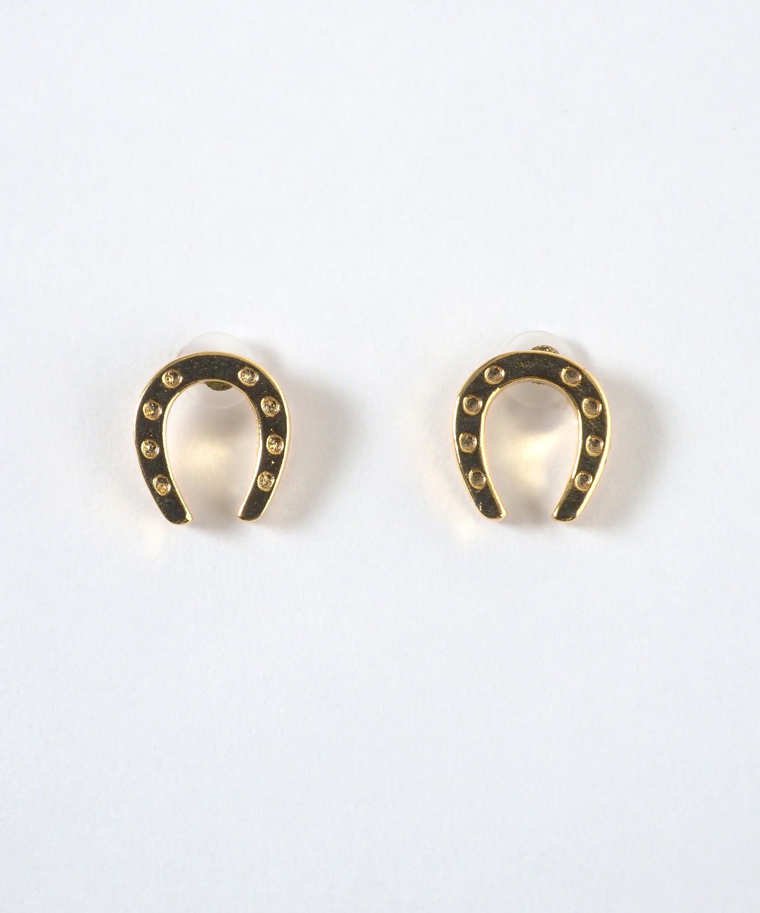 メタルホースシューK18ポストピアス