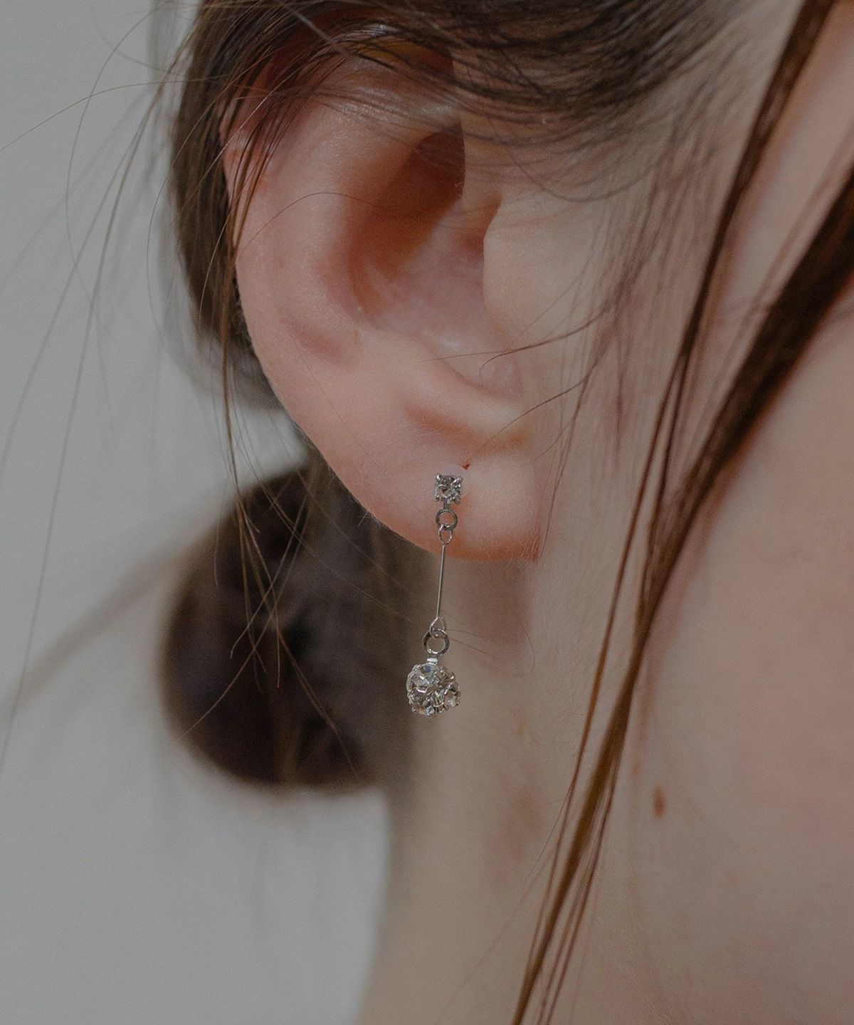 CARAT K18YG製 8mmボールピアス 0.9mmポスト CARAT K18YG製 8mmボールピアス 0.9mmポスト