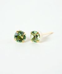 バースデーカラーストーンK18ポストピアス