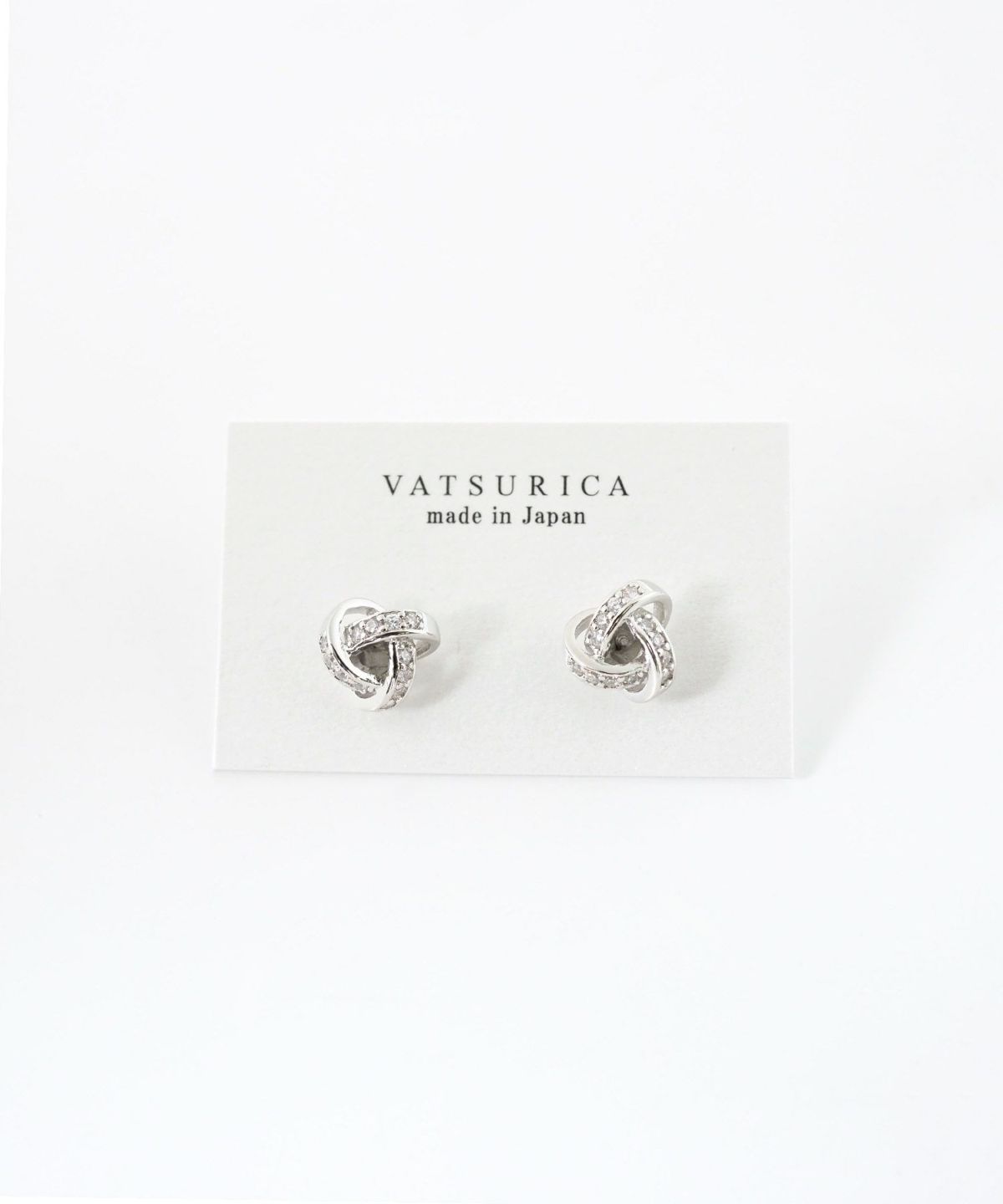 ブレイドビジューチタンポストピアス