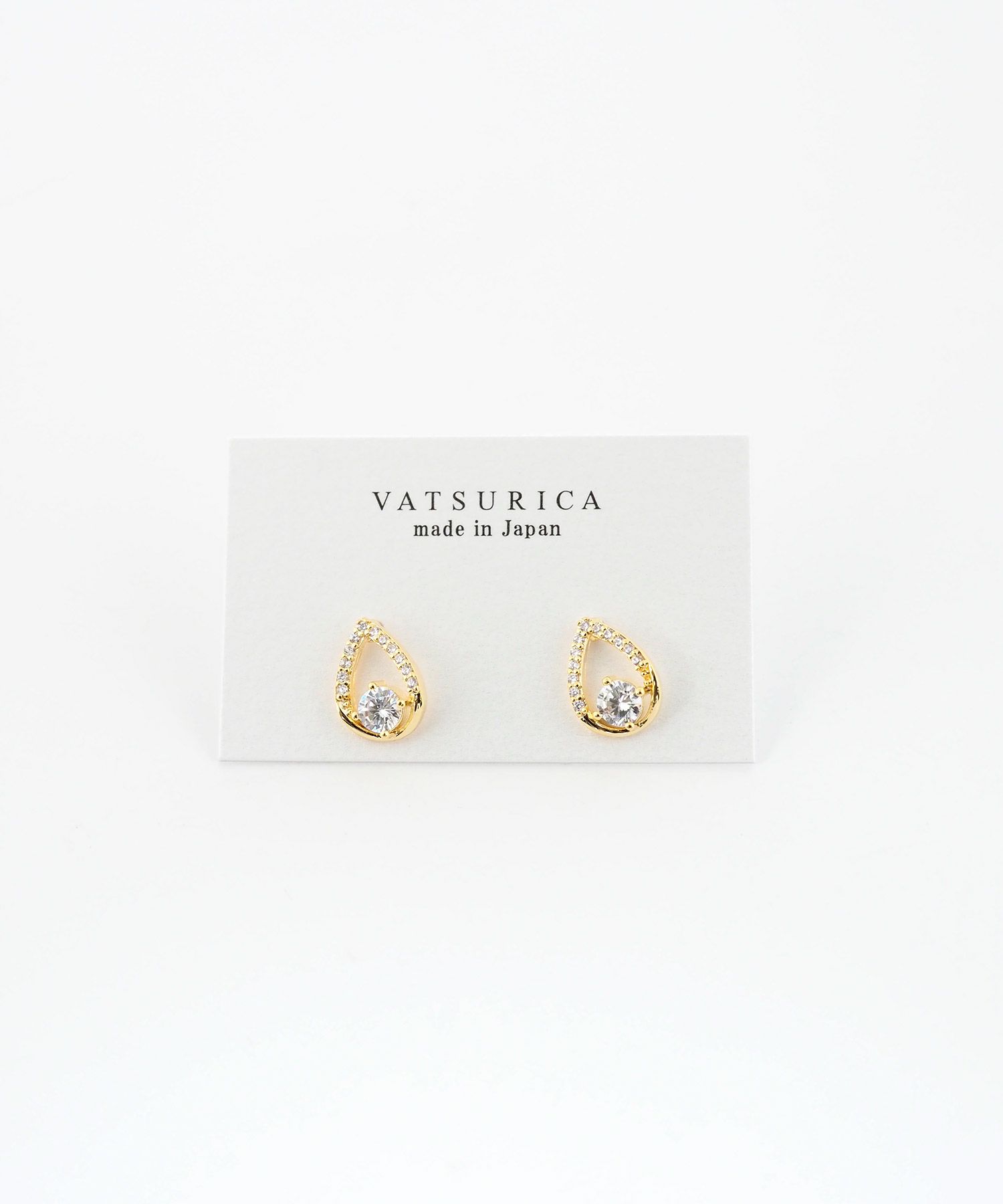 ドロップラインキュービックチタンポストピアス