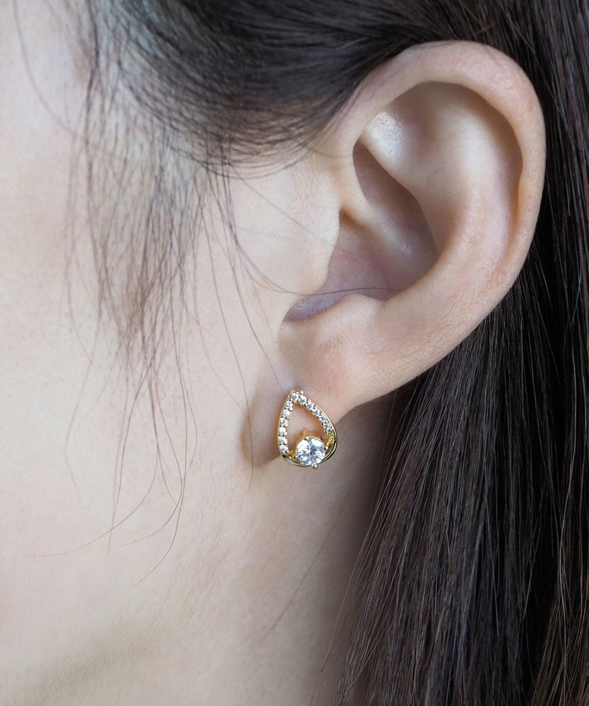 ドロップラインキュービックチタンポストピアス | 【公式】MUK ONLINE