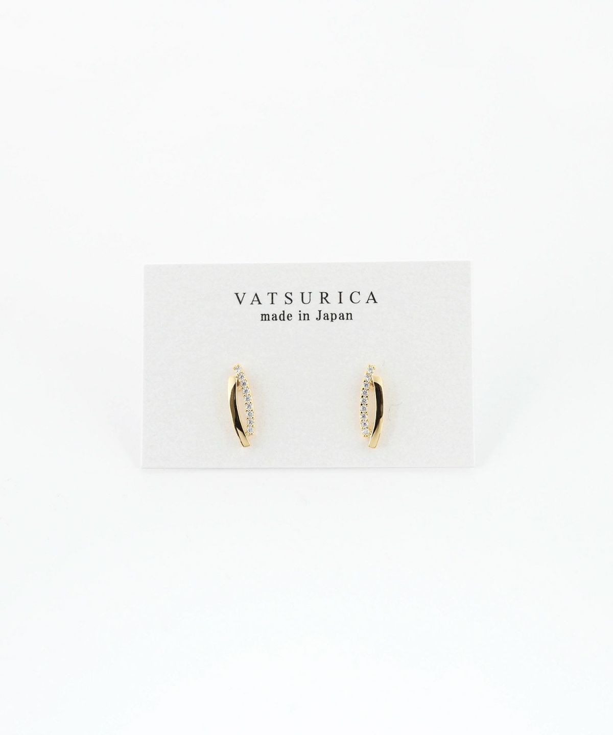 ツインラインチタンポストピアス