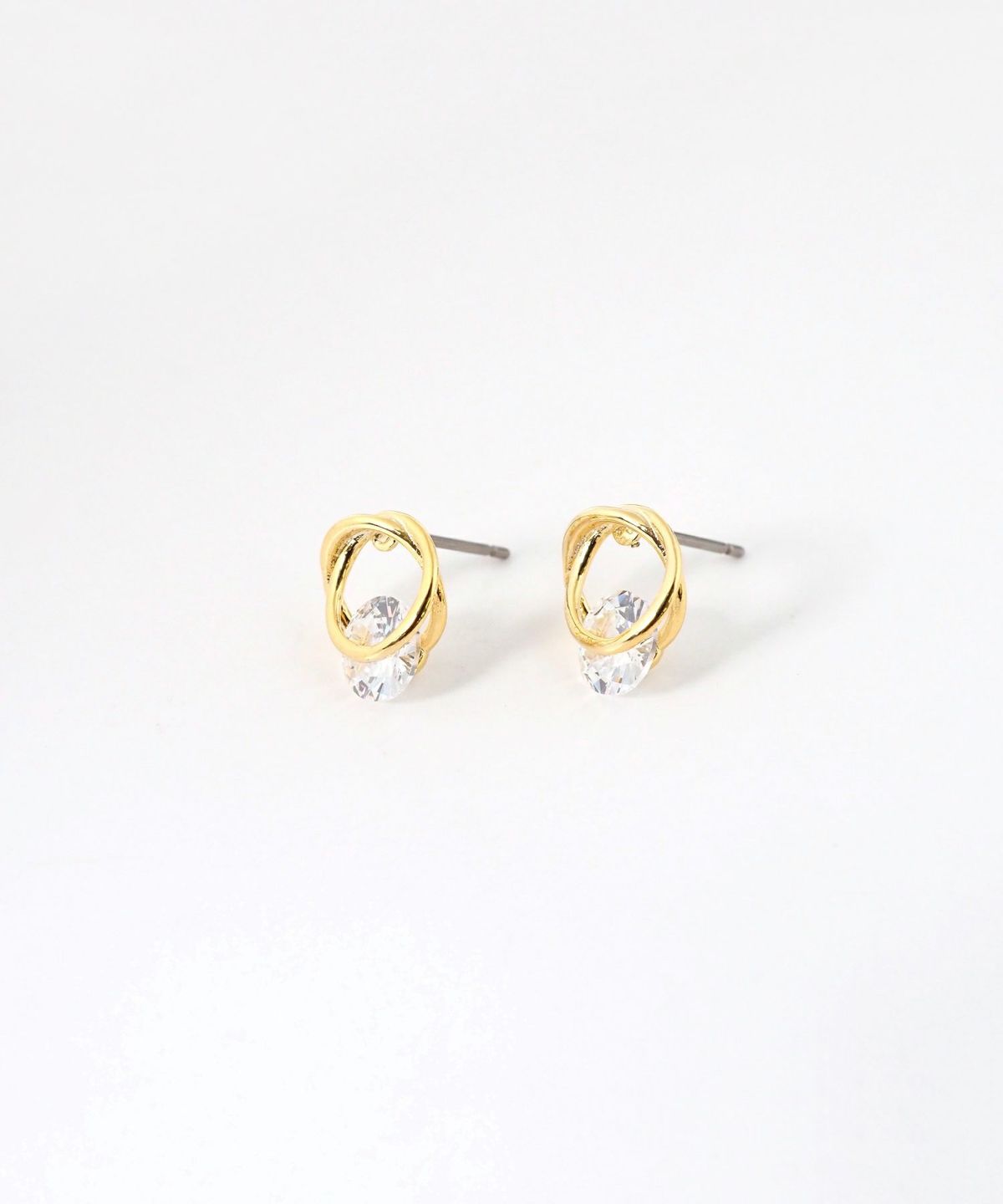 ダブルサークルキュービックチタンポストピアス