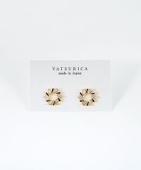 ラウンドビジューチタンポストピアス