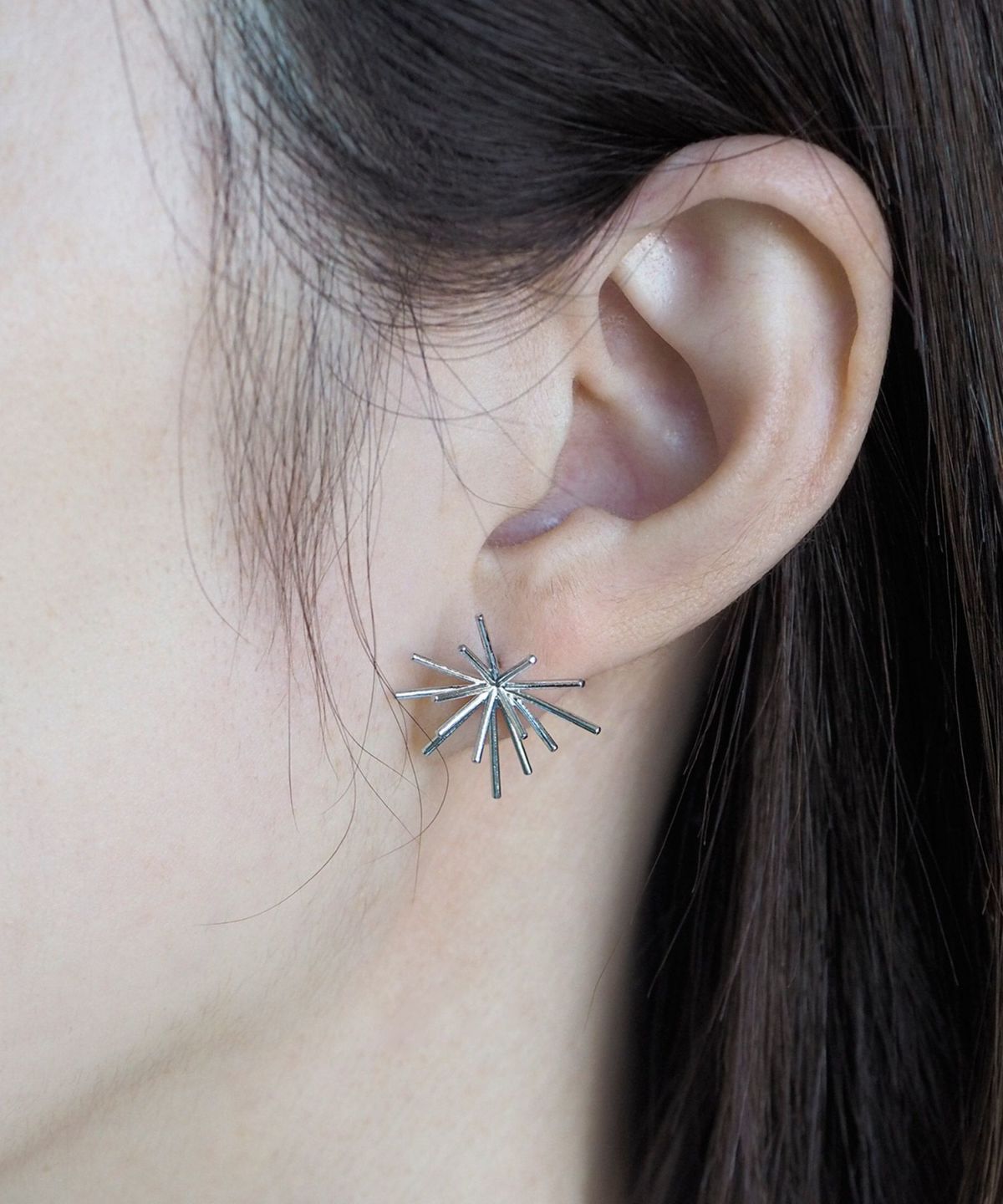 ホシハナチタンポストピアス