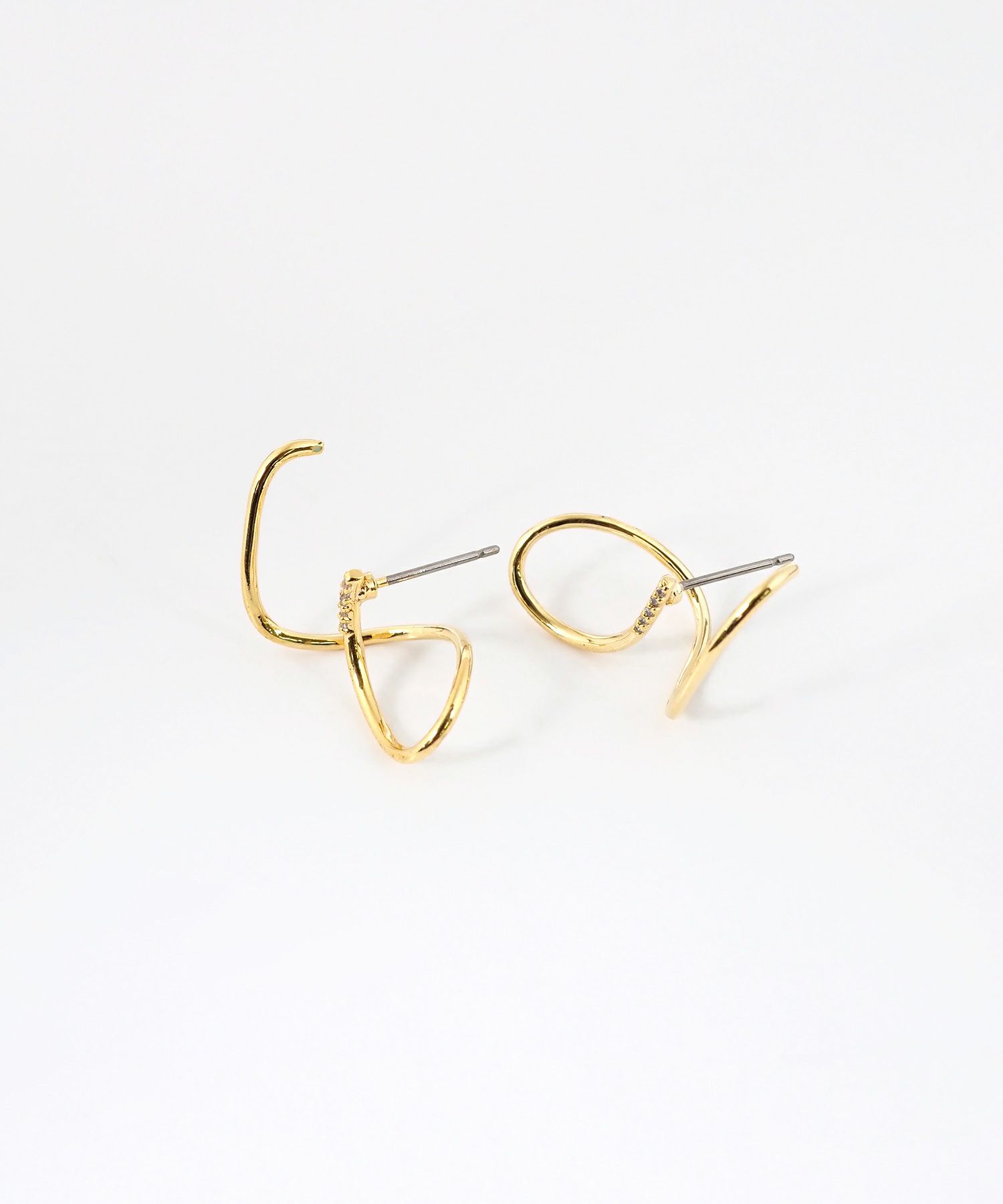 ドローイングビローチタンポストピアス