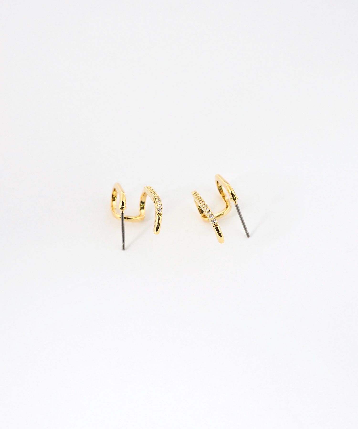 ドローイングバーチタンポストピアス