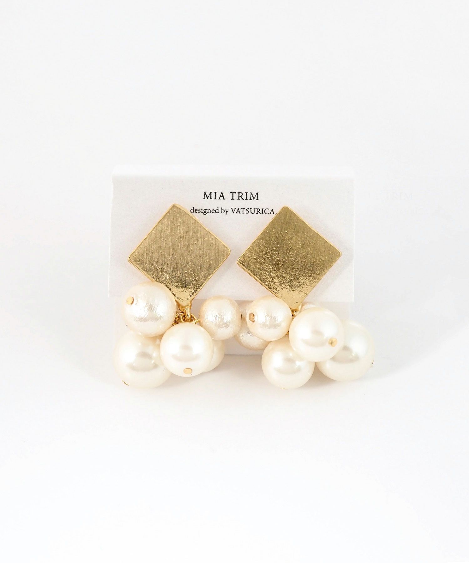 ヘアラインプレートパールクリップイヤリング