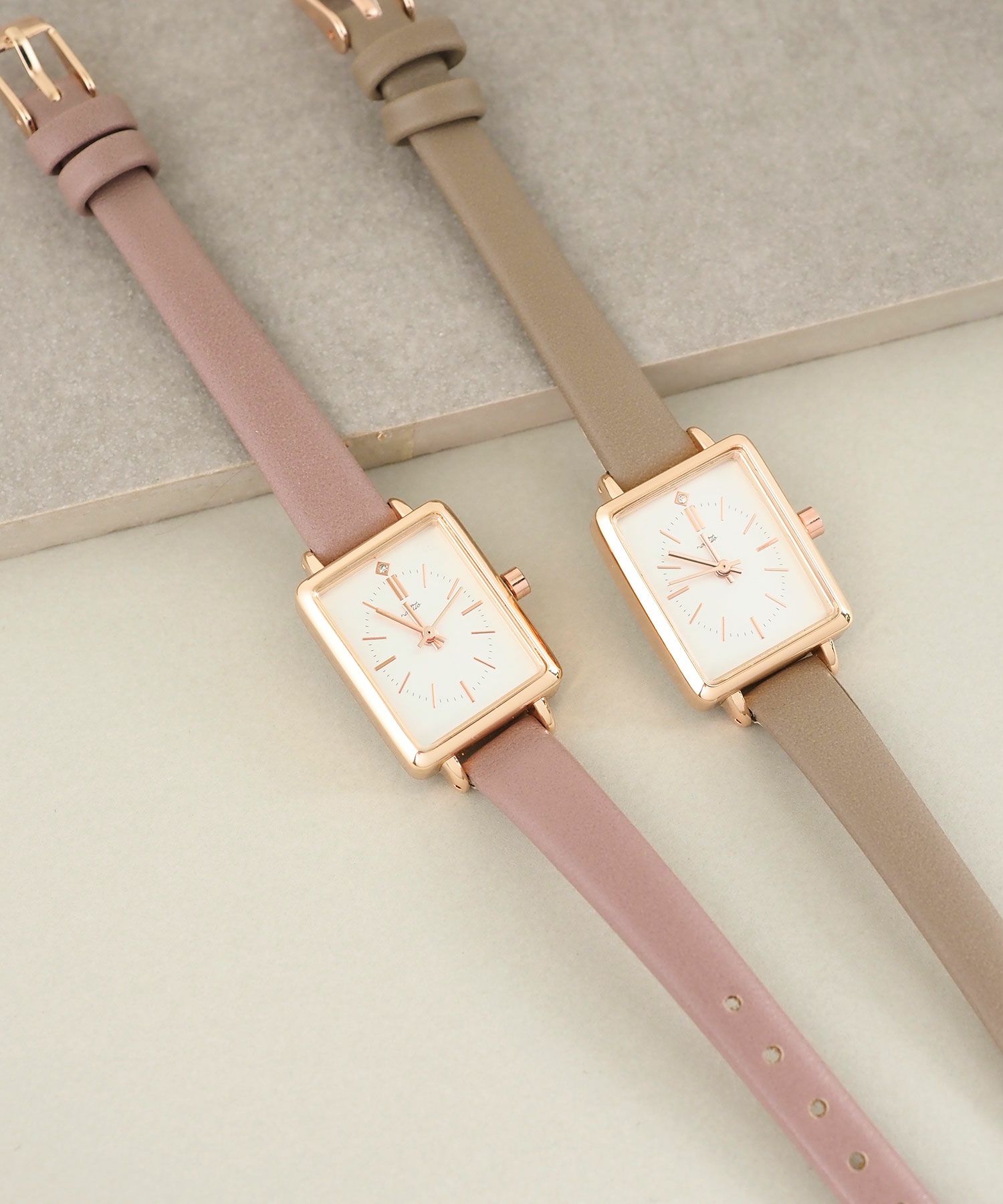 スクエアベルトウォッチ