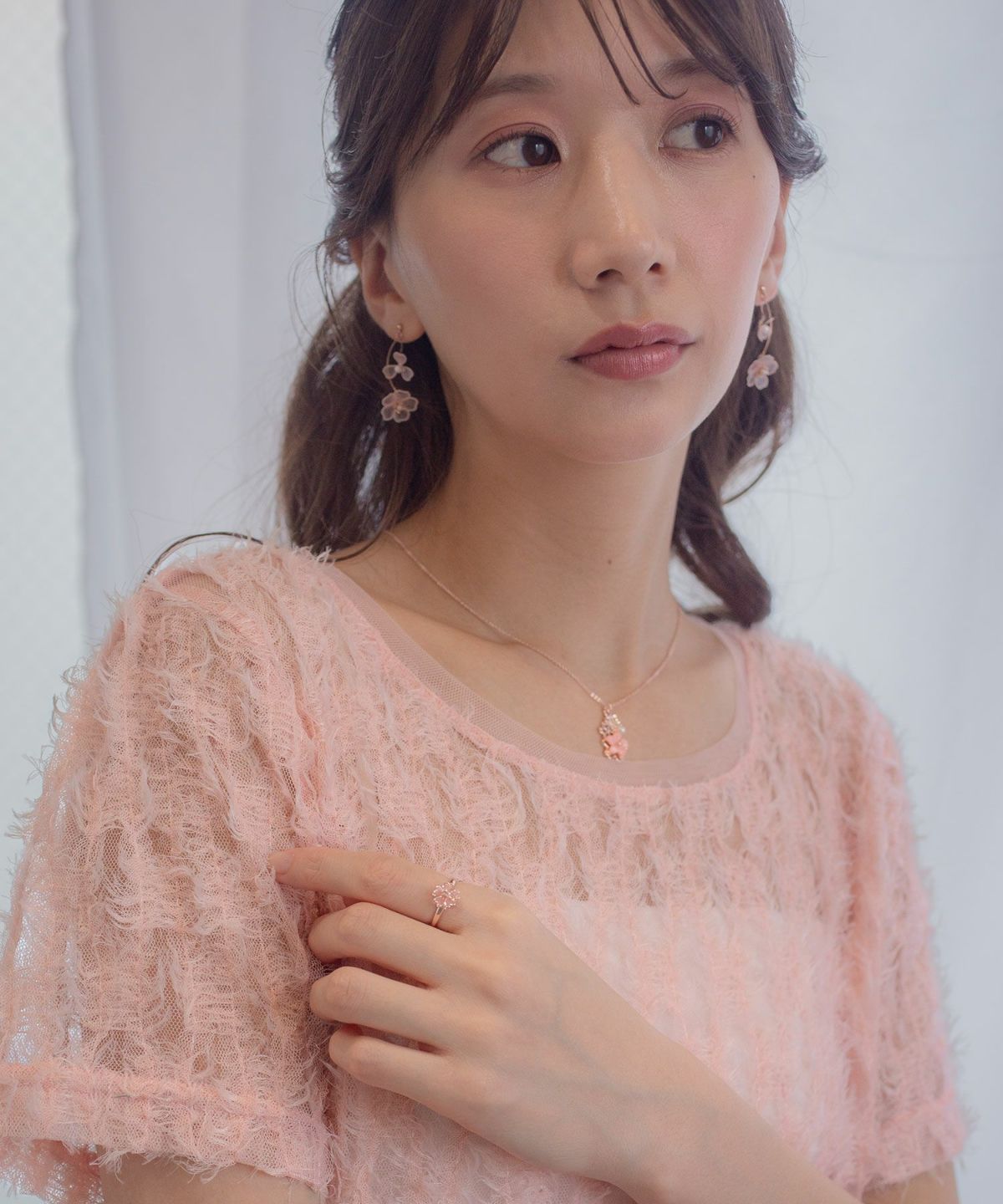 【30%off】SAKURAウェーブチタンポストピアス