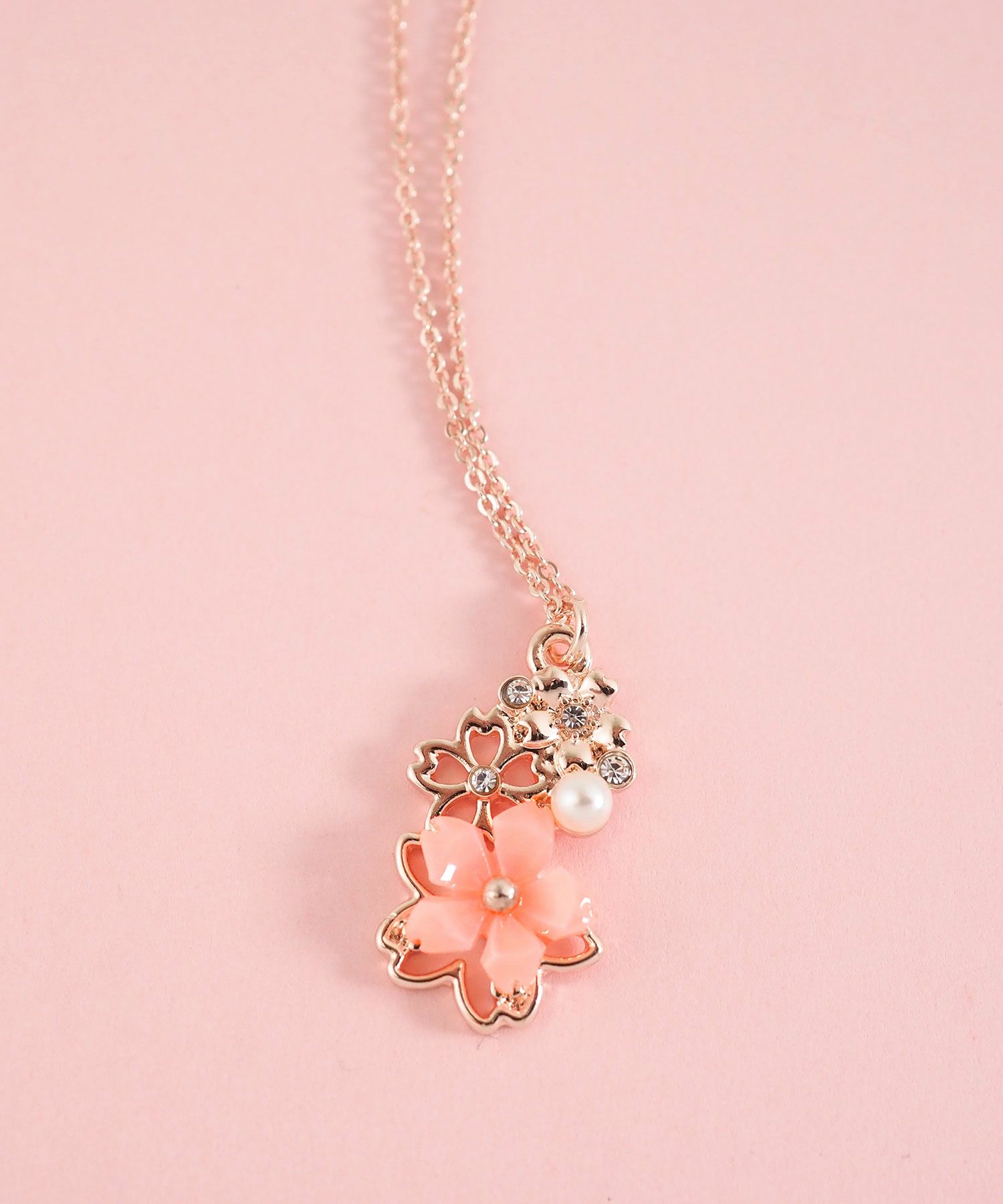 【20%off】SAKURAビジューペンダント