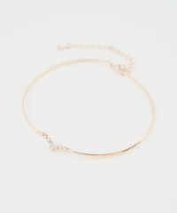 Vモチーフ×メタルラインブレスレット