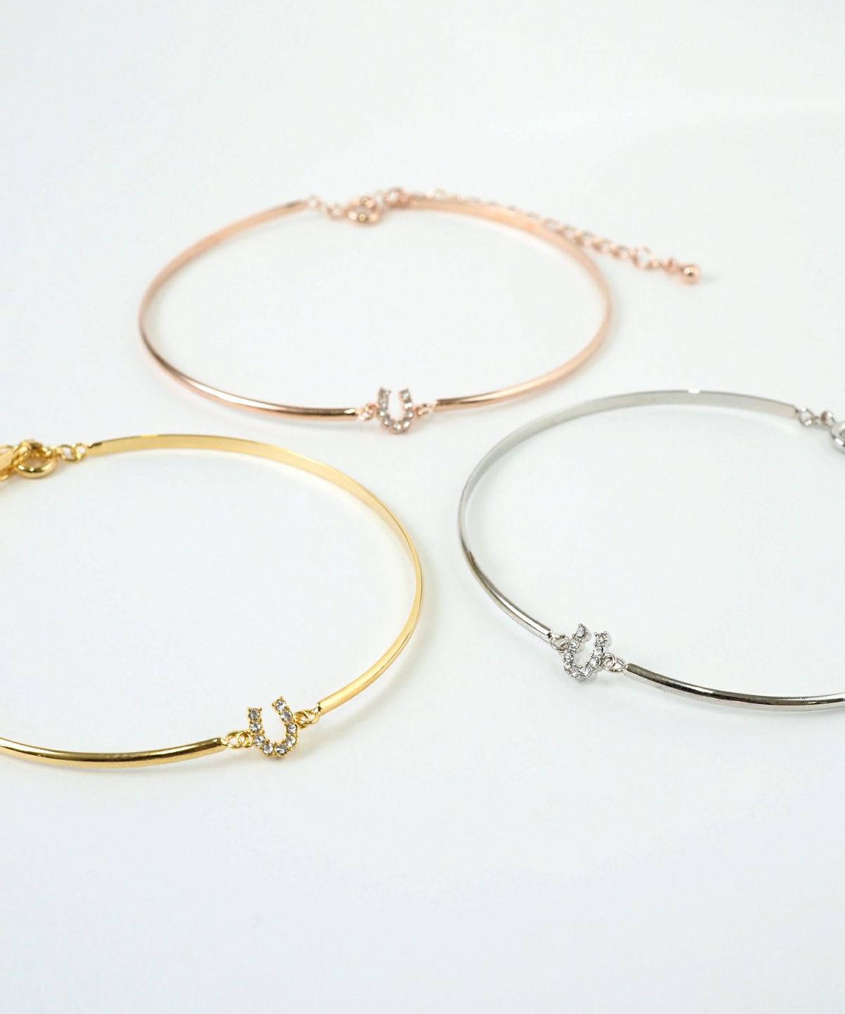 ホースシュー×メタルラインブレスレット