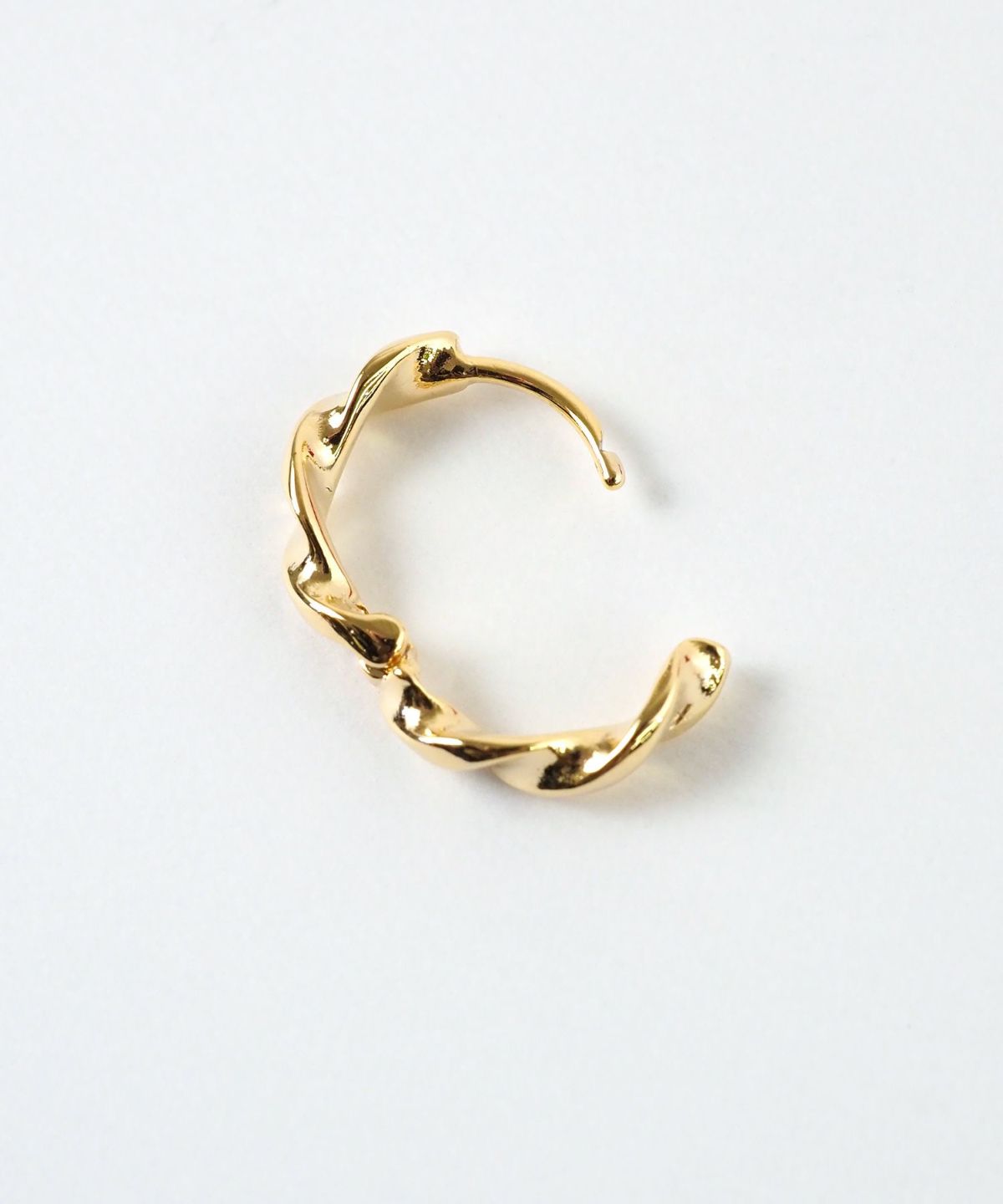 ツイストフープワンタッチピアス