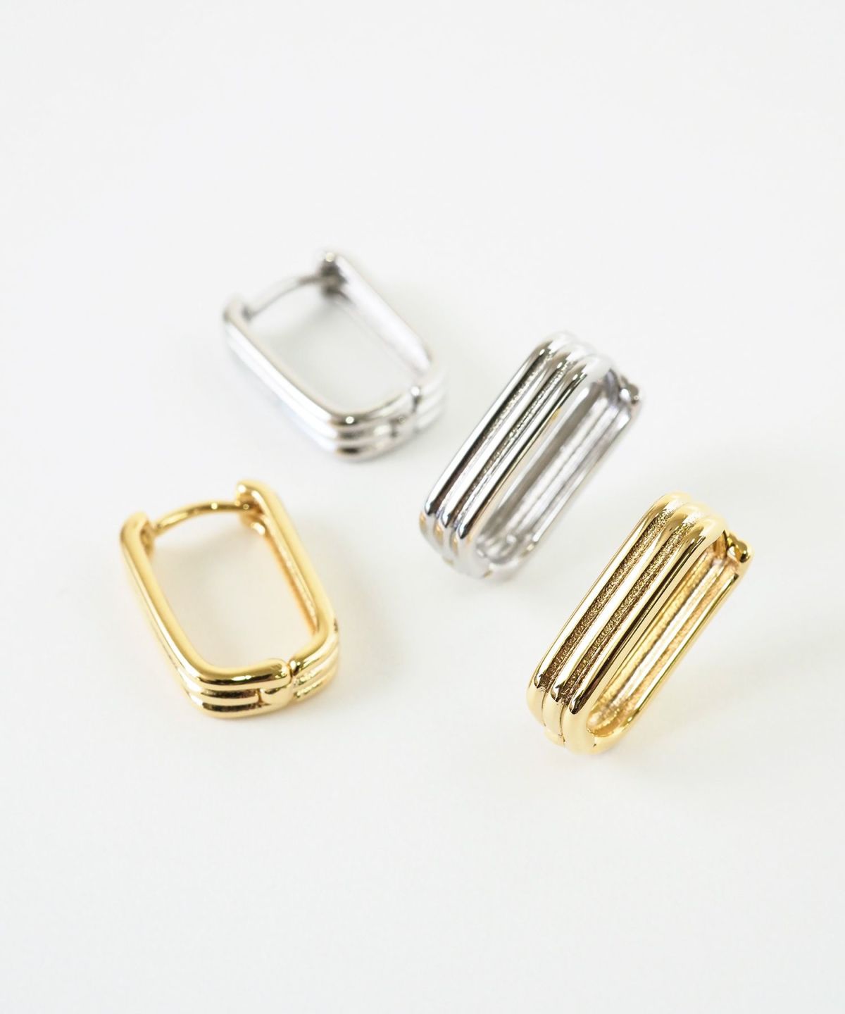 レクタングルフープワンタッチピアス