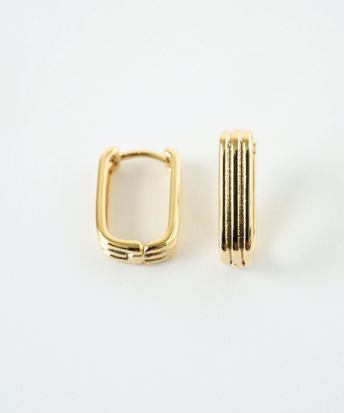 レクタングルフープワンタッチピアス