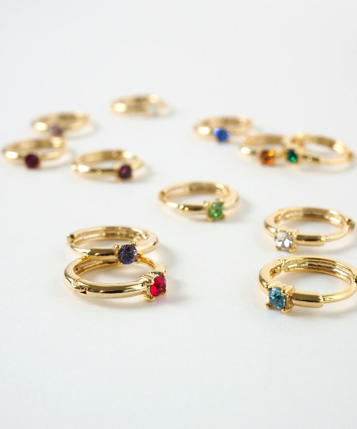 誕生石フープワンタッチピアス