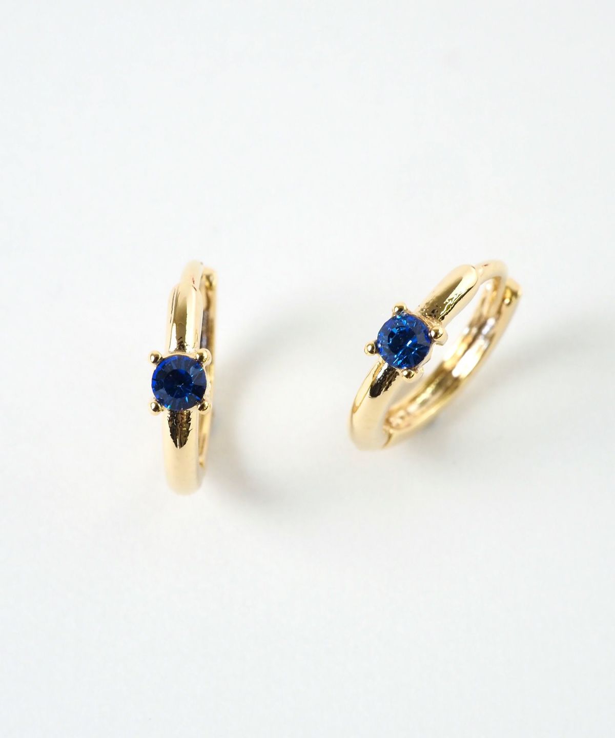 誕生石フープワンタッチピアス