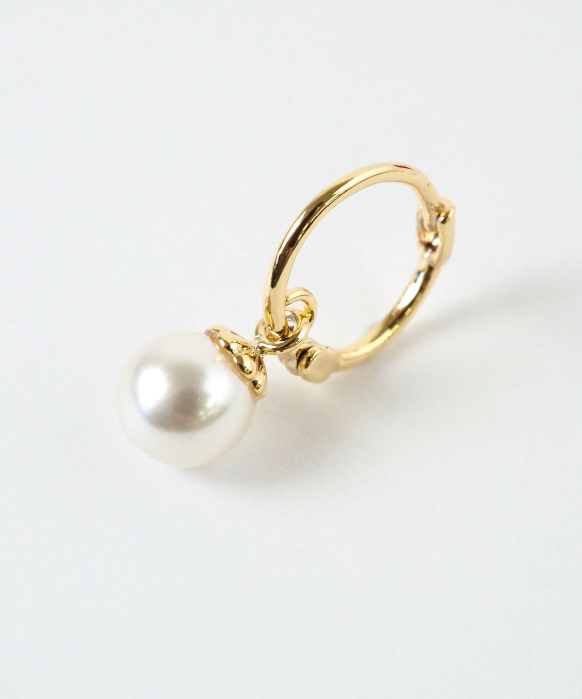 スイングパールフープワンタッチピアス