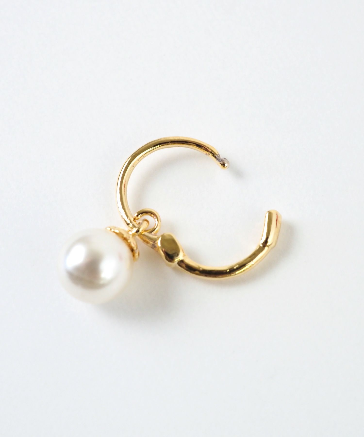 スイングパールフープワンタッチピアス