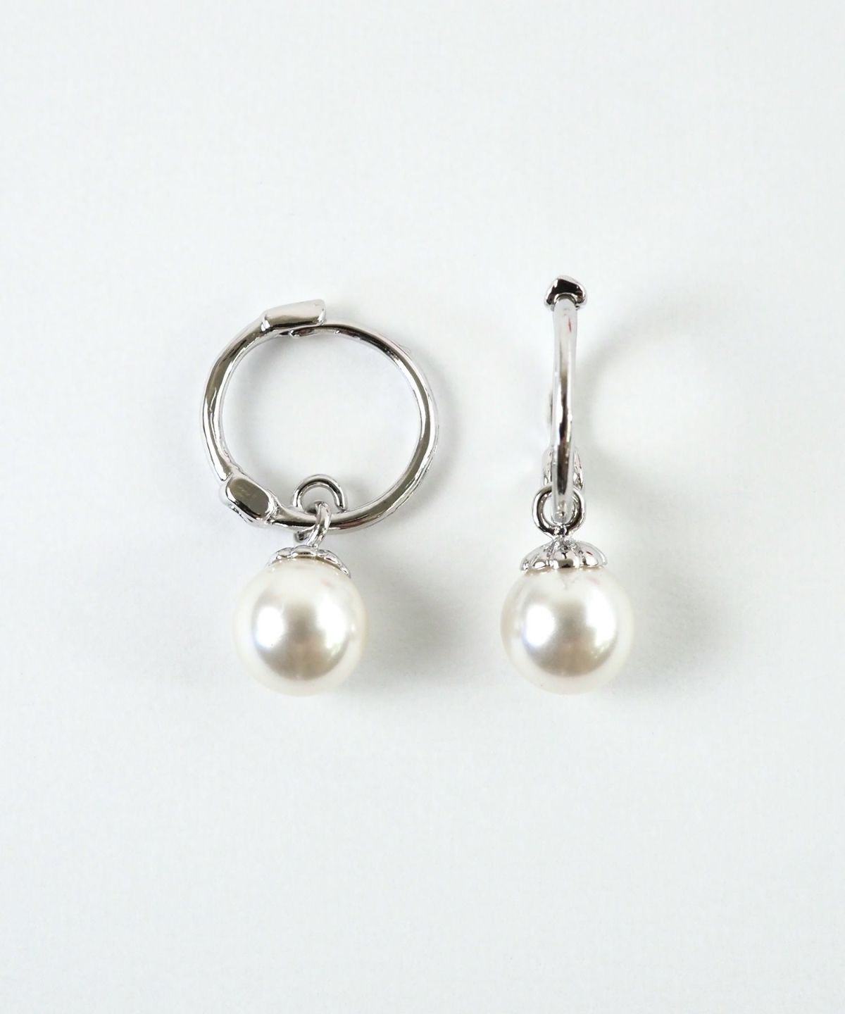 スイングパールフープワンタッチピアス