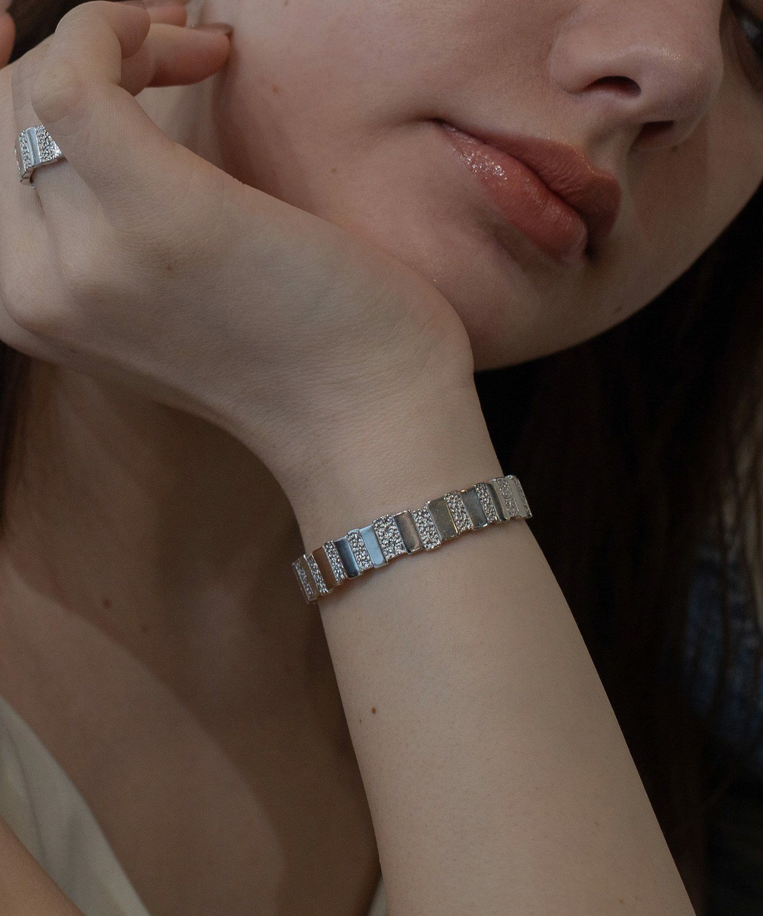 メタルタイルバングル