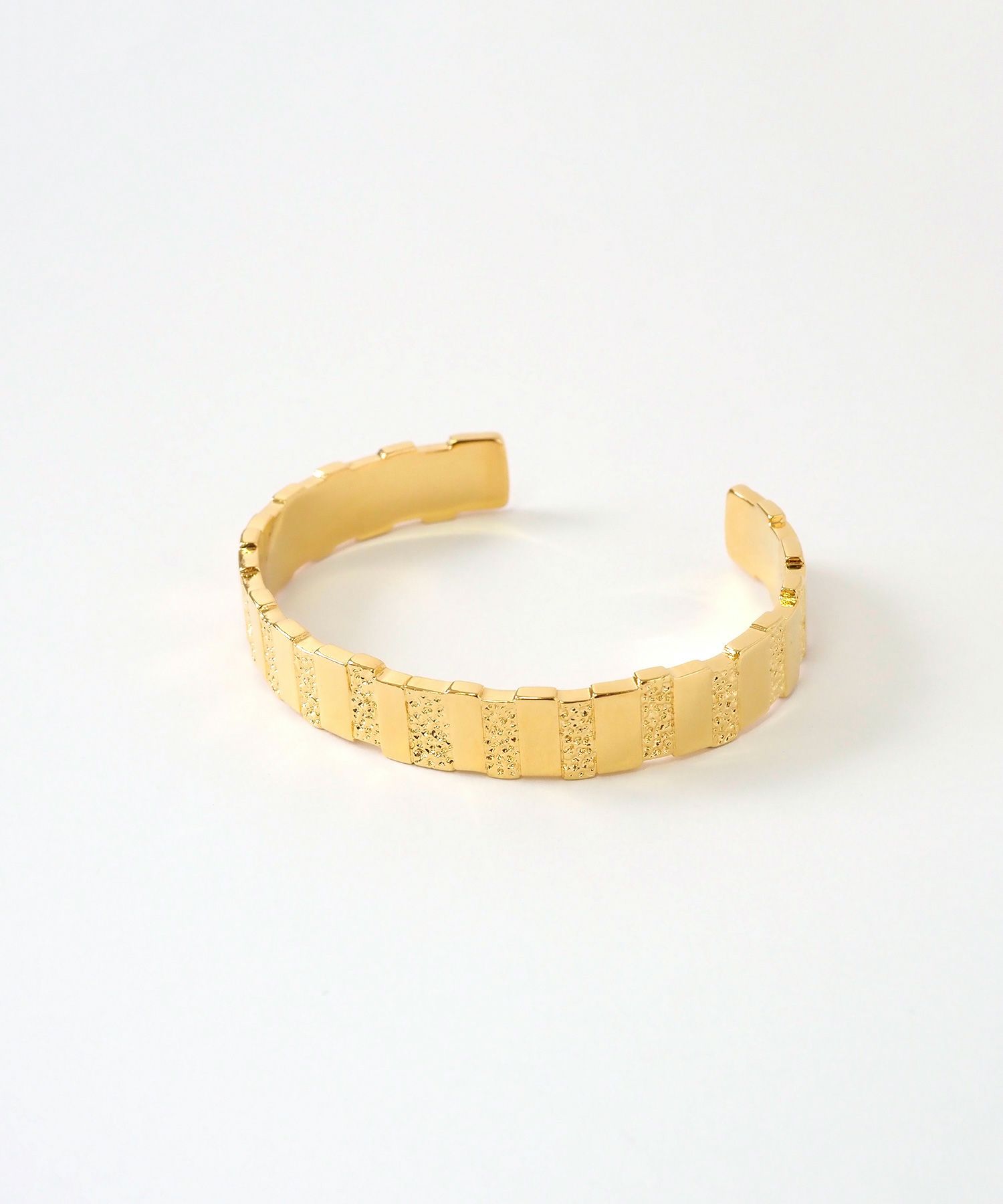 メタルタイルバングル