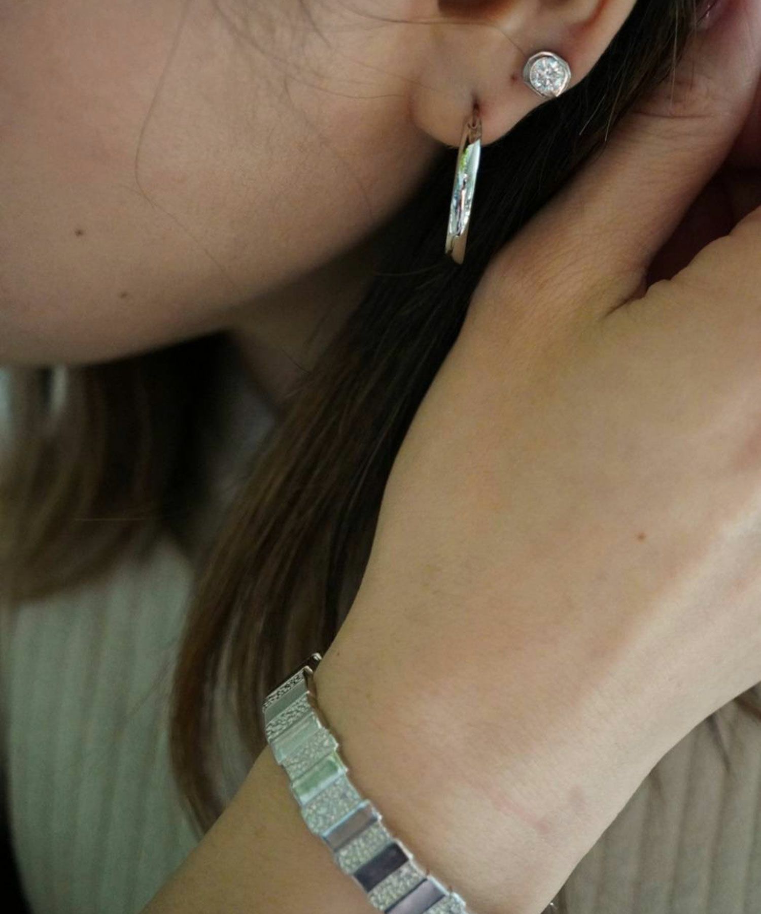 メタルタイルバングル