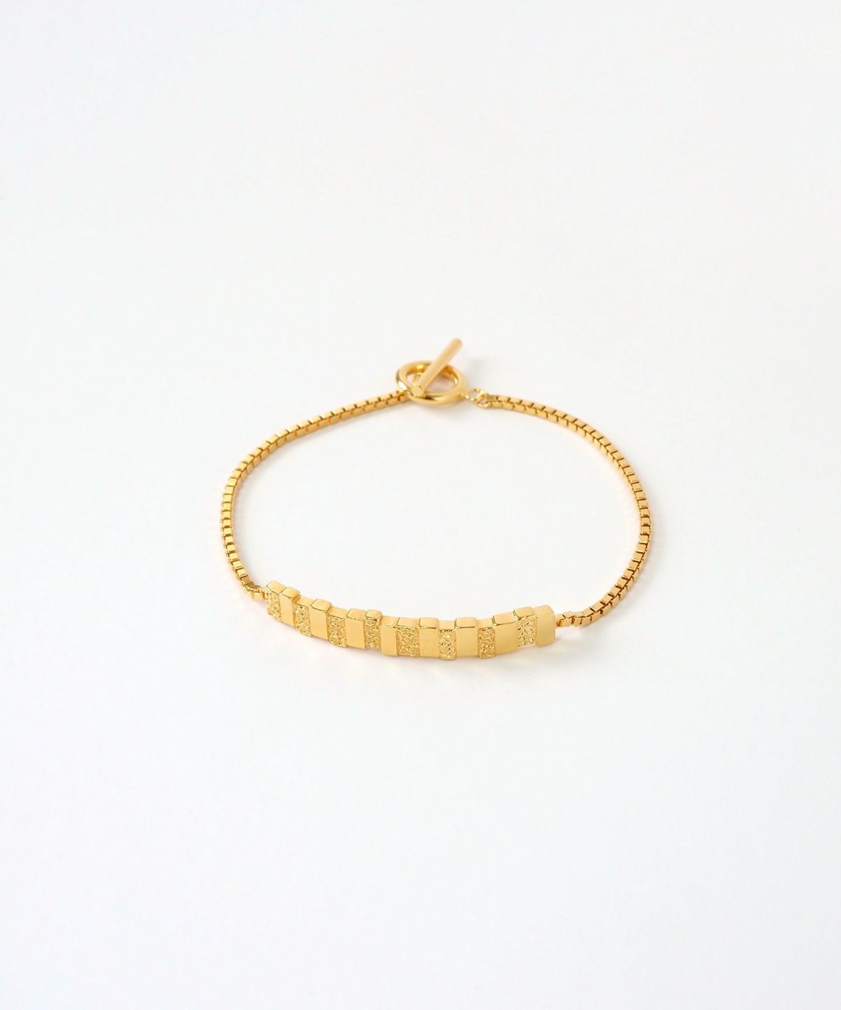 メタルタイルチェーンブレスレット