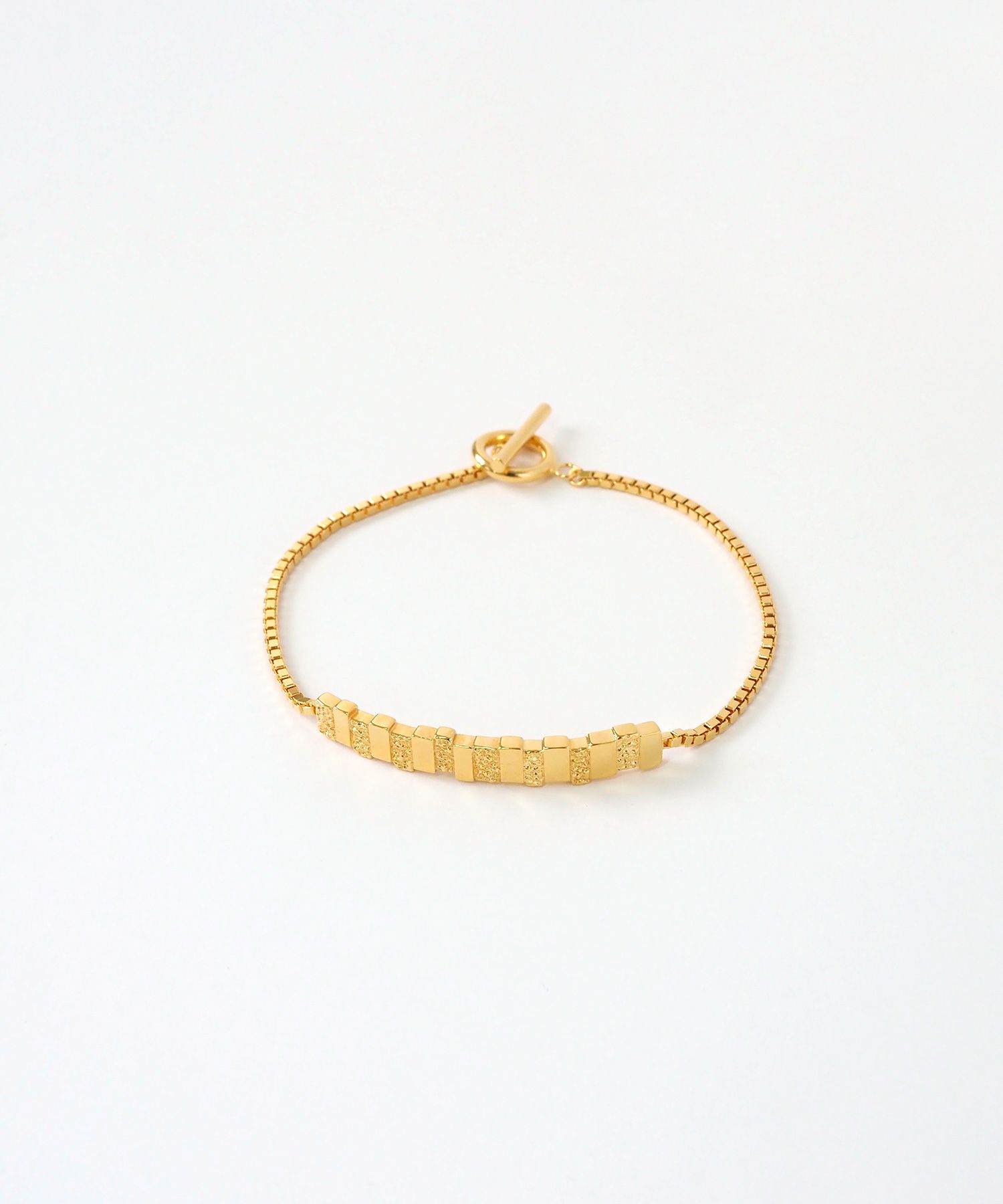 メタルタイルチェーンブレスレット