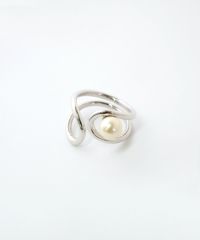 アシメパールリング