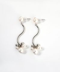 パールウエーブチタンポストピアス【MUK voyalibre】