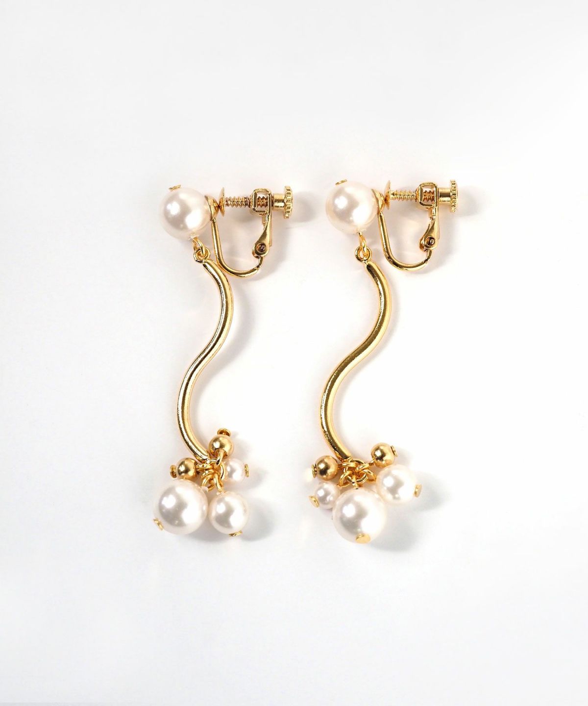 パールウエーブイヤリング【MUK voyalibre】