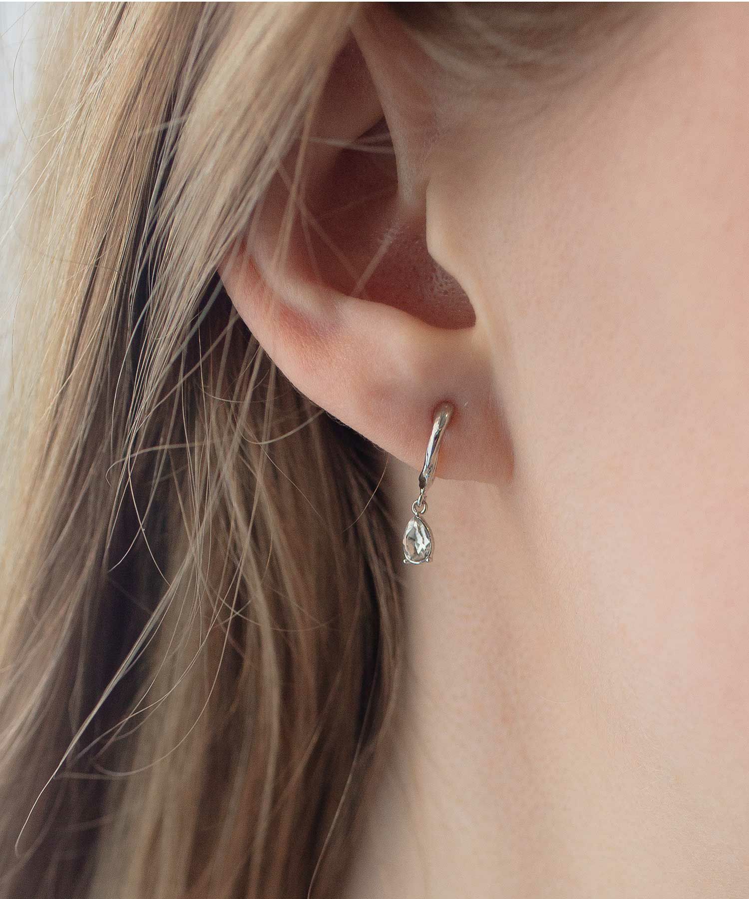 ドロップフープノンホールイヤリング