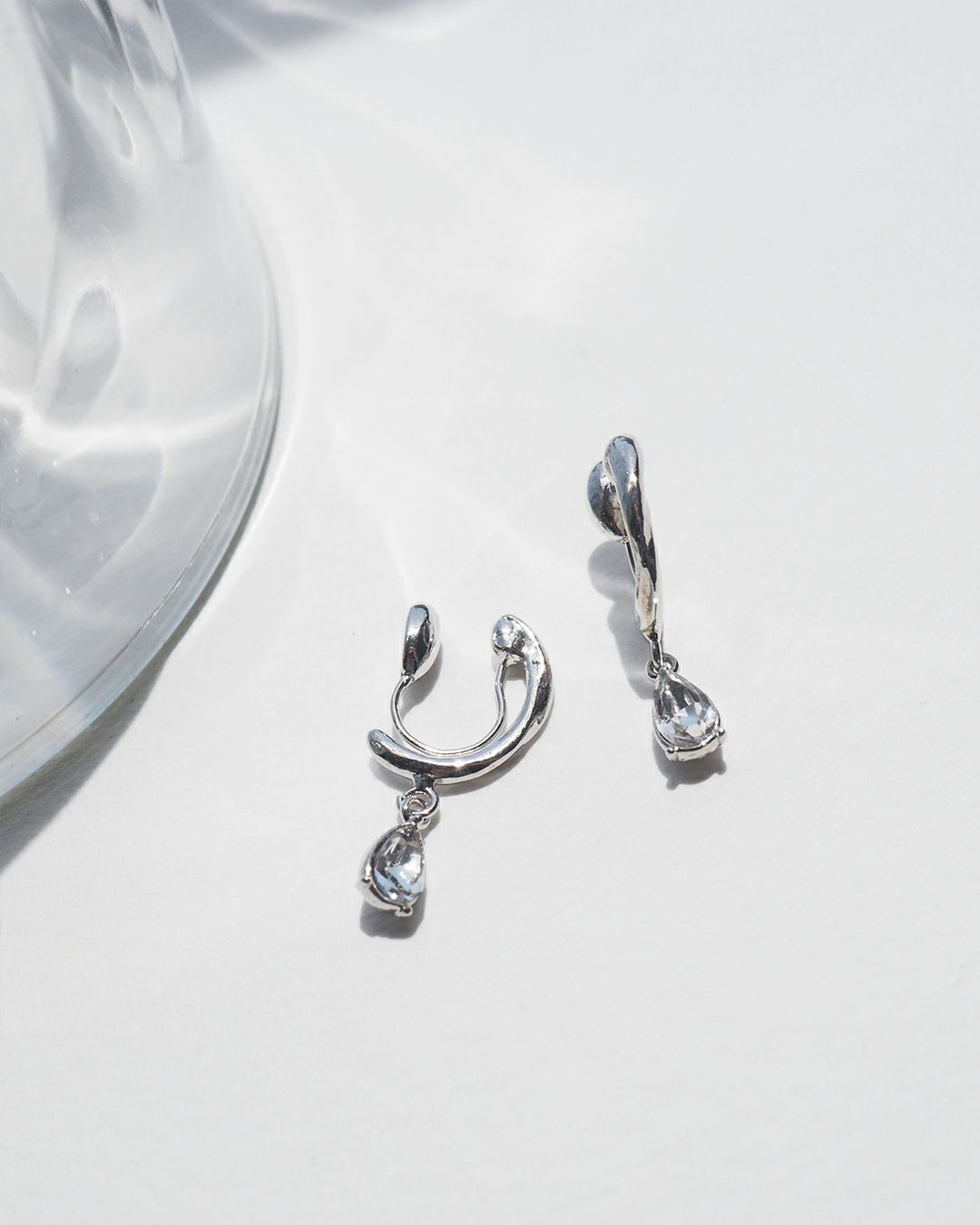 ドロップフープノンホールイヤリング