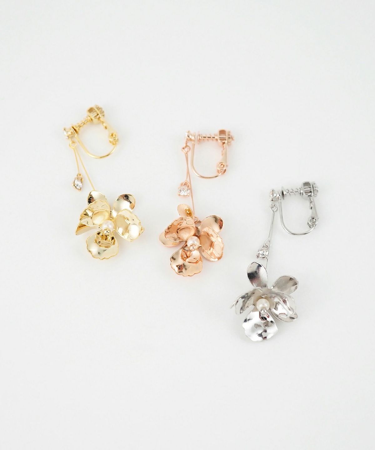 スイングフラワーIMFスプリングイヤリング