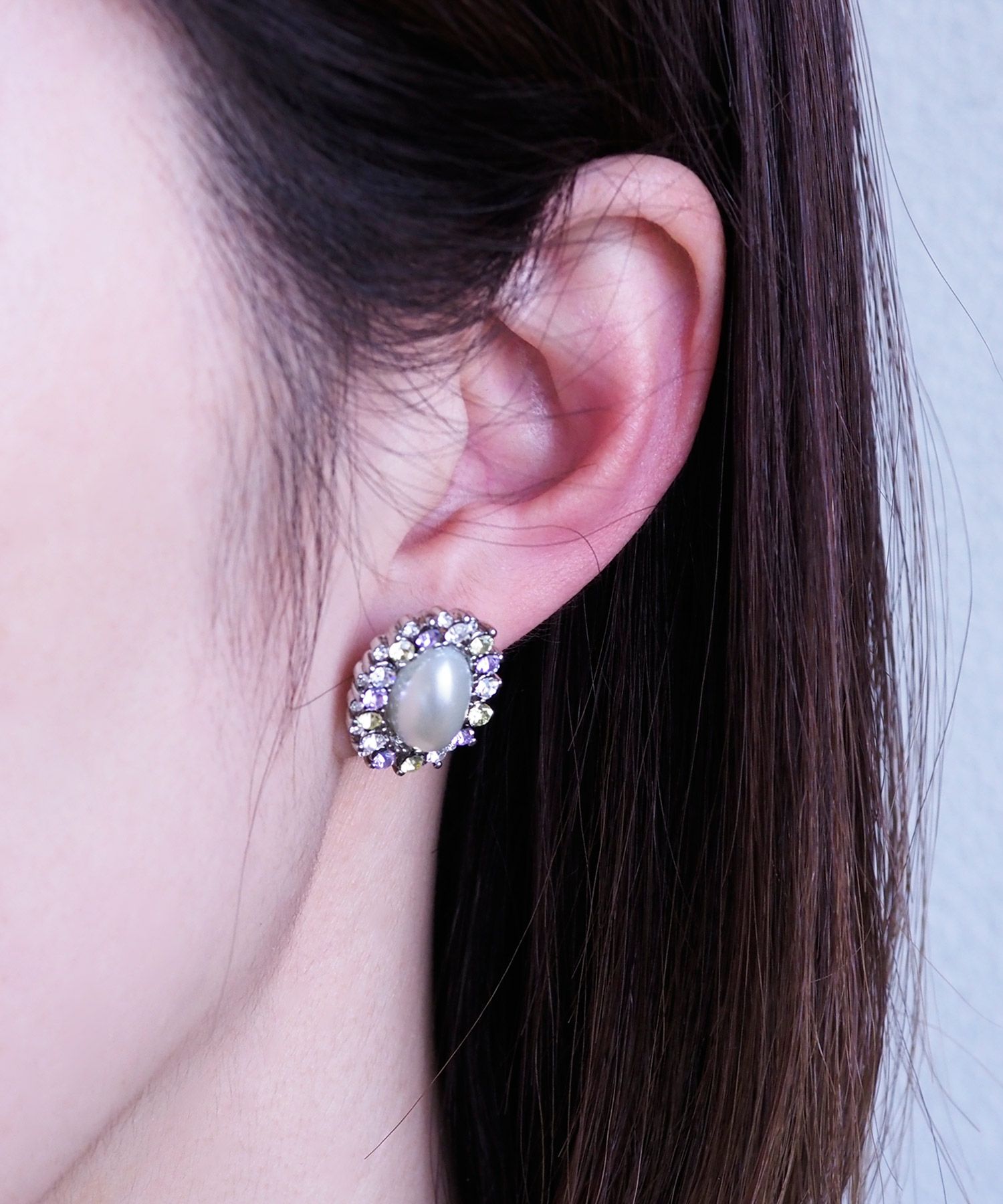 カボションカラービジューチタンポストピアス