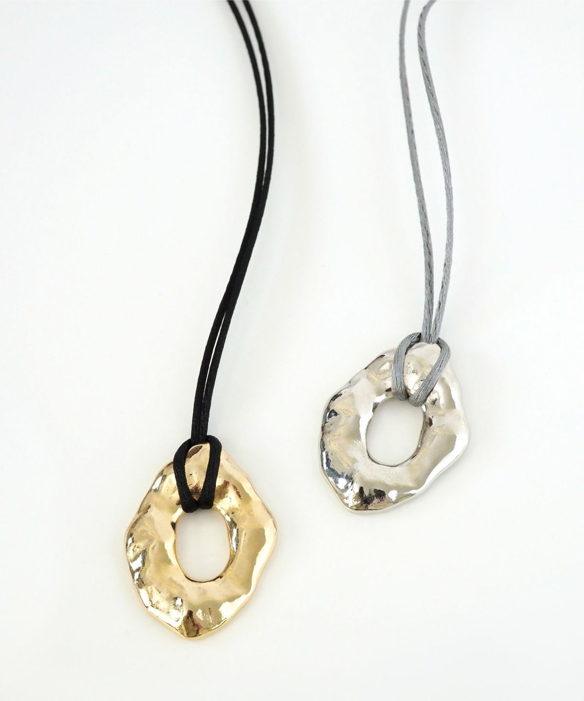 ニュアンスオーバルコードネックレス【MUK lucenzio】