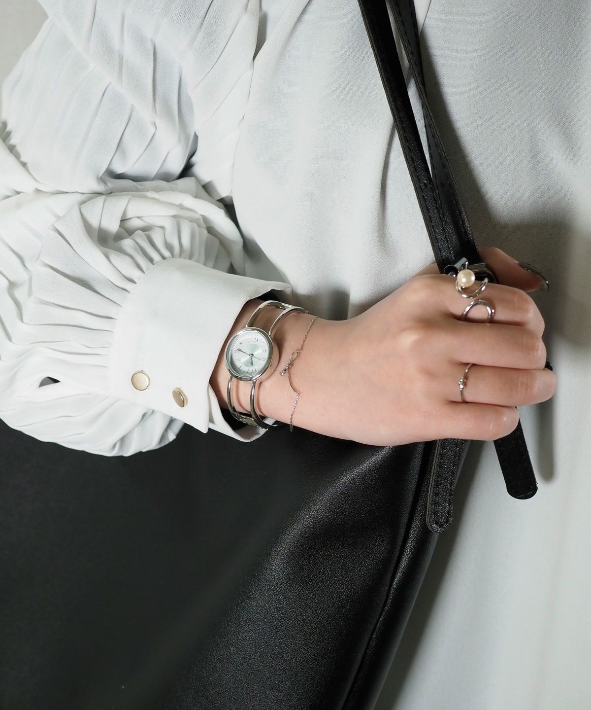 ノットラインブレスレット