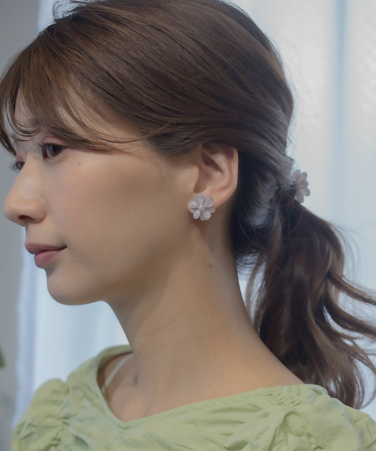 ペールフラワーイヤリング