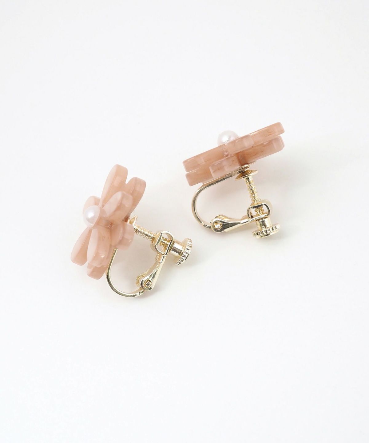 ペールフラワーイヤリング