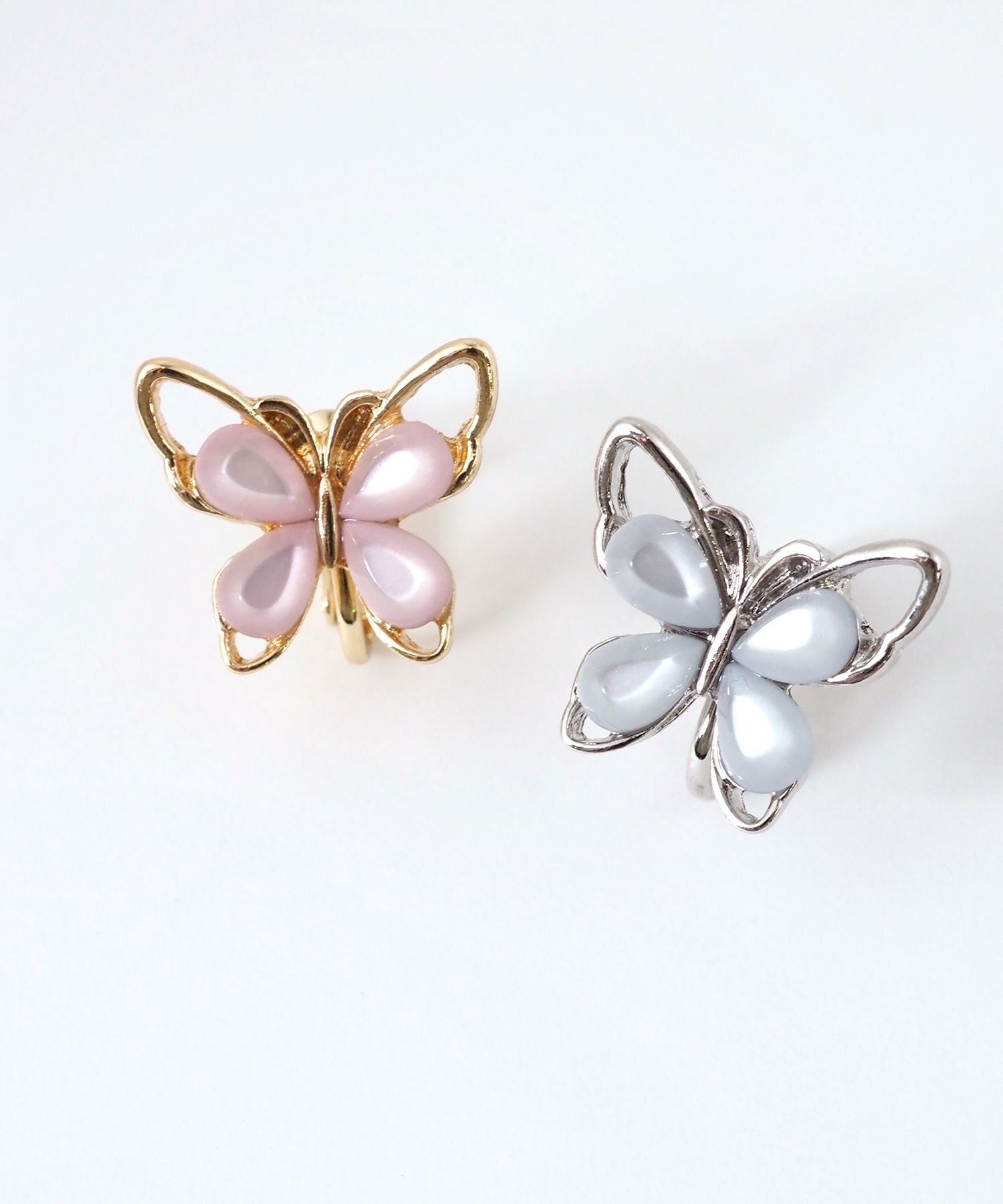 フラワーバタフライイヤリング