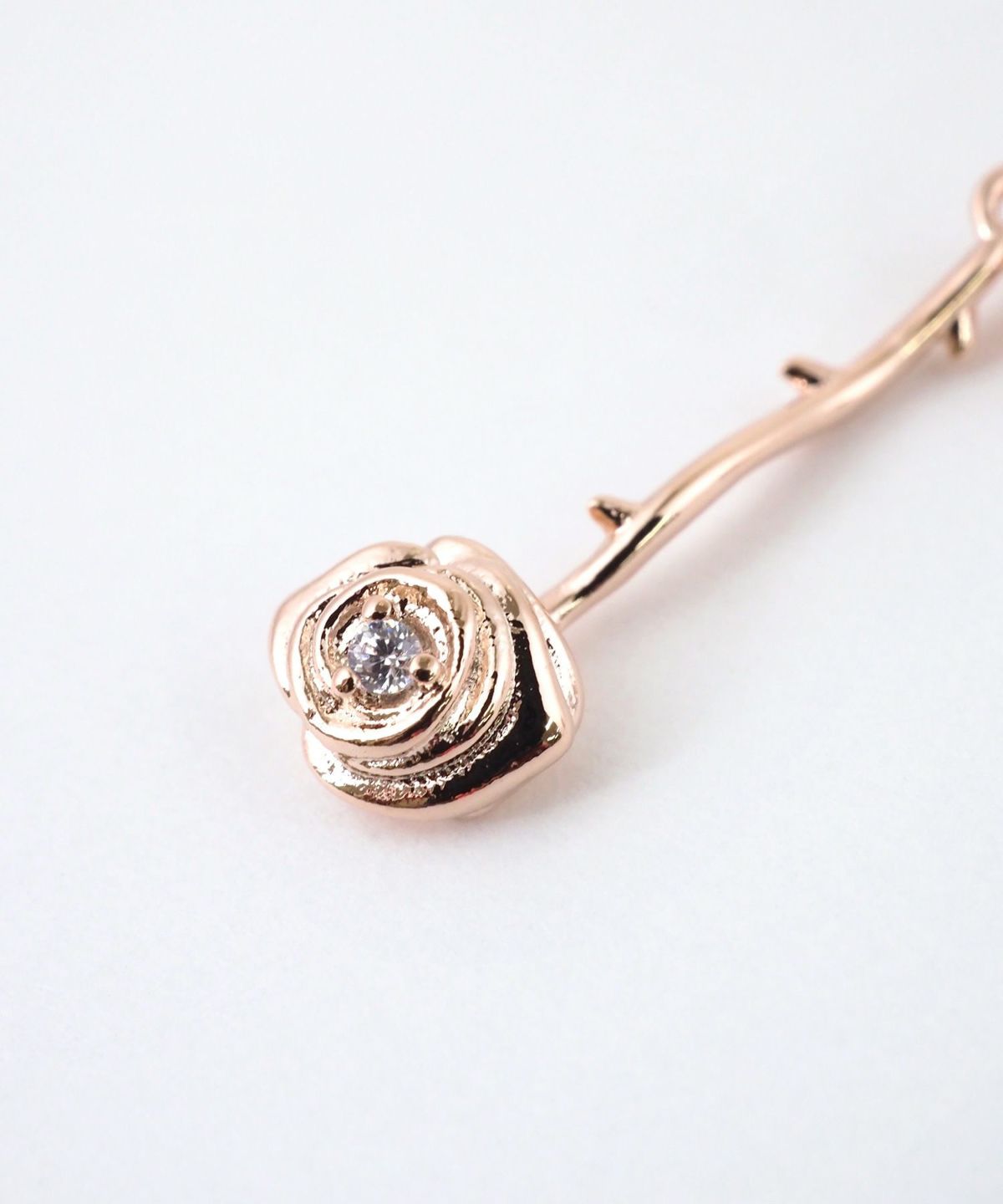 ローズロングイヤリング【MUK shady sophy】